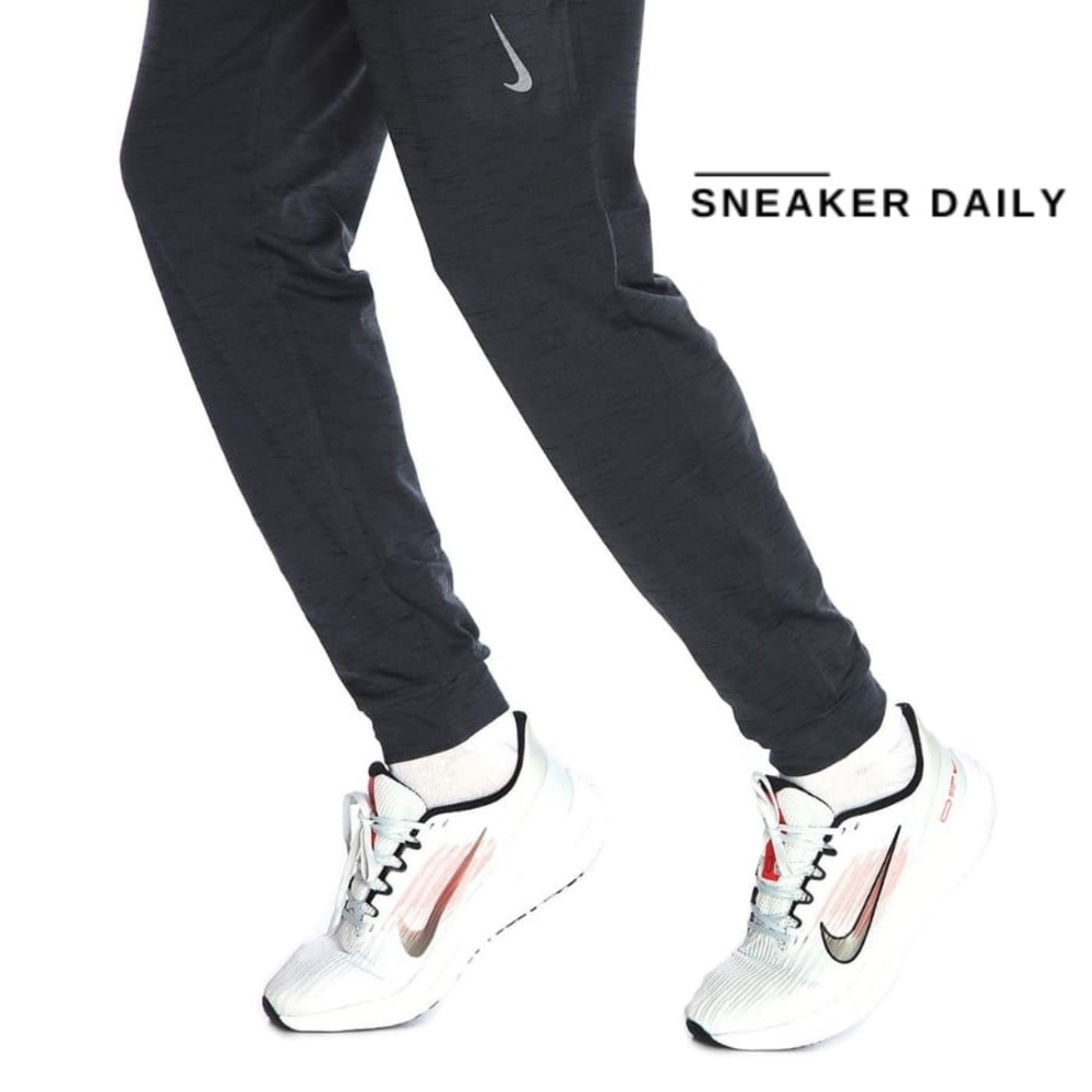 Nike Winflo 9 Running Shoes - Picture 13 of 15